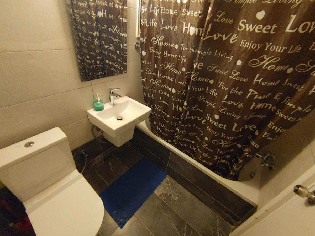 Luxury Apartment In Light House Beach Paphos Bagian luar foto