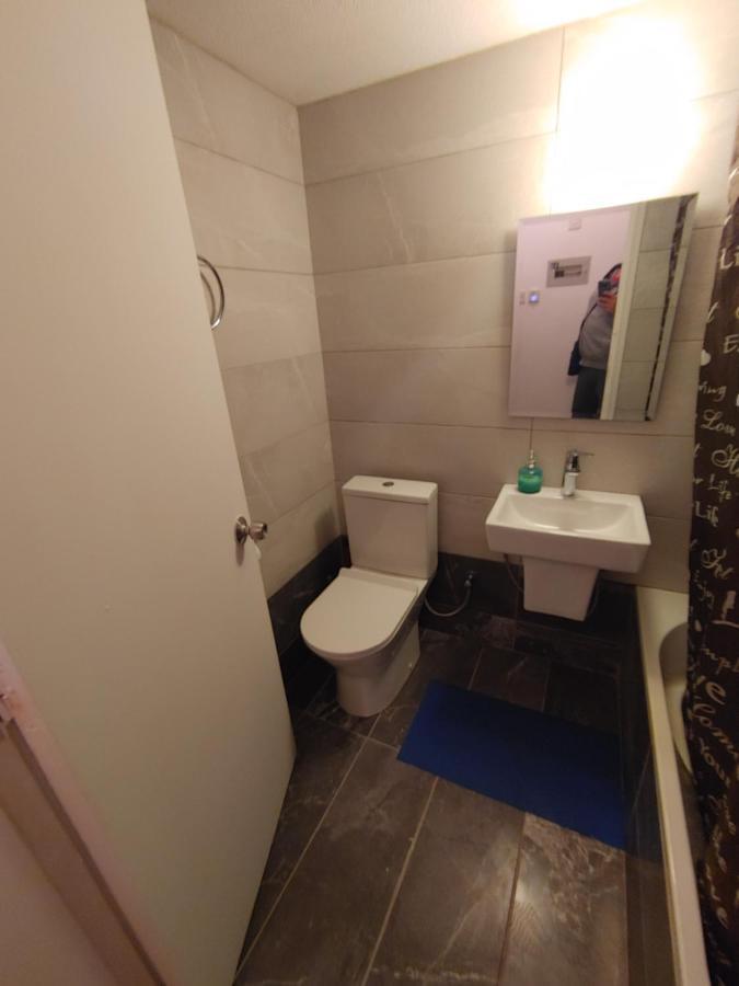 Luxury Apartment In Light House Beach Paphos Bagian luar foto
